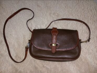 кожанная сумка мужская: Продаю сумку, женскую. Бренд "Dooney Bourke-all-weather leather"