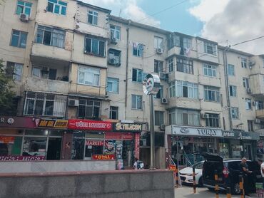 mkr: Ev uzunmuddetli verilir. Memar Ecemi metrosunun duz cixisinda Cavadxan