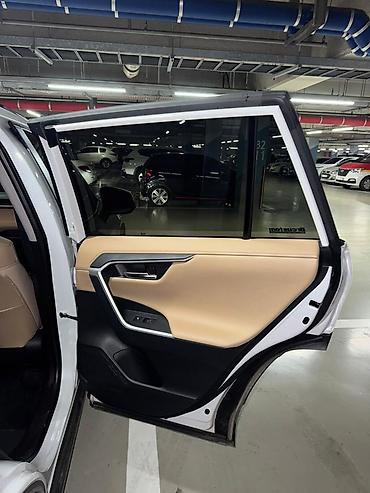 диспы: Toyota RAV4 2023, 2,5 гибрид limited 2 ключа Обмен и бартер не — 4