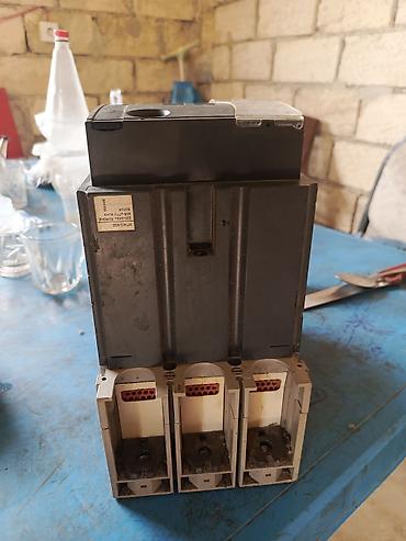 elektrik naqilleri: Schneider Electric Elektrik avtomat, 3 faza — 3