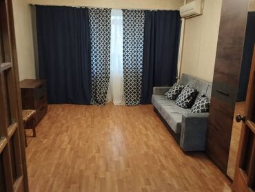 музыкальный карусель: 3 комнаты, 62 м², Индивидуалка, 4 этаж, Косметический ремонт