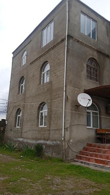 ev satıram: Ramana qəs. 9 otaq, 360 kv. m, Təmirsiz — 2