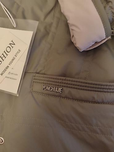 Демисезонные куртки: АБСОЛЮТНО новая деми курточка.двухсторонняя.с капюшоном и — 6