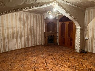 Köhnə tikili: Bakı, 4 otaqlı, Köhnə tikili, m. Xalqlar Dostluğu, 105 kv. m — 4