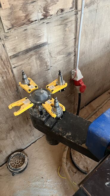 Mebel və taxta dəzgahları: CNC 4-Axis Ukraynanin Artel firmasının dezgahidir. Olcu - -da lalafo.az — 4 Mebel və taxta dəzgahları: CNC 4-Axis Ukraynanin Artel firmasının dezgahidir. Olcu - — 4