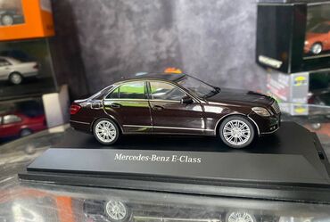Avtomobil modelləri: Коллекционная модель Mercedes-Benz E Class W212 brown 2009 Dealer — 14