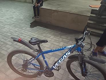 bicycle 26: VEGAS dağ velosipedi – mavi/qara dizayn Xüsusiyyətlər: - Alüminium — 2