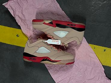 кроксы 42: Эркектердин кроссовкасы, 43, Air Jordan, Жаңы, түсү - Кызгылт, Өзү алып кетүү, Акылуу жеткирүү — 3