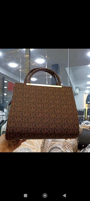 Çantalar: Əl çantası — 20