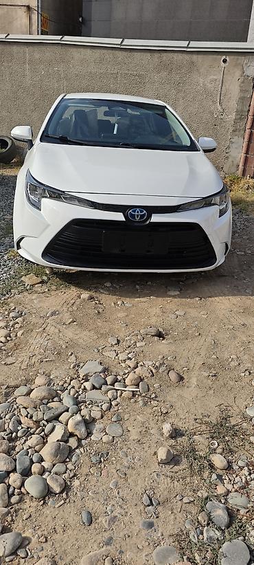 Toyota Levin: 2023 г., 1.8 л, Робот, Гибрид, Седан
