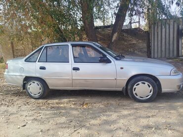 багажник нексия: Daewoo Nexia: 2011 г., 1.5 л, Механика, Бензин, Седан