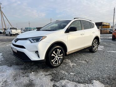 Toyota: Toyota RAV4: 2018 г., 2.5 л, Автомат, Бензин, Кроссовер