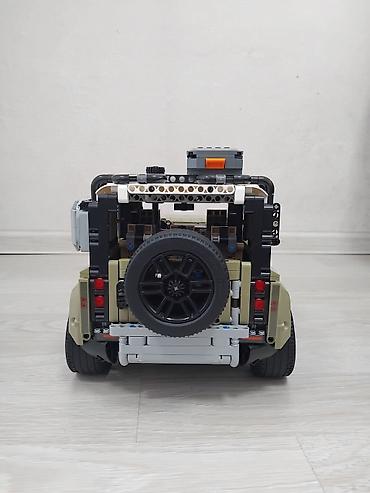 Игрушки: Продаю собранный конструктор внедорожника Land Rover Defender (аналог at lalafo.kg — 9 Игрушки: Продаю собранный конструктор внедорожника Land Rover Defender (аналог — 9