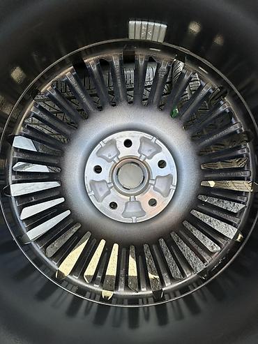 teker 20: Hyundai Palisade orijinal diski və şin komplekti Disk təkər təzədir — 5