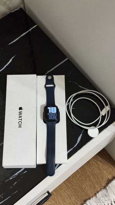 сенсорный манитор: Apple watch se 2 44mm продается срочнопо очень хорошей цене ни