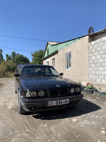 09 машина: BMW 5 series: 1991 г., 2.5 л, Механика, Бензин, Седан