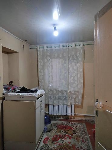 Продажа коттеджей и домов: Дом с садом и удобствами - Жилой дом с фасадом из штукатурки, крыша — 5
