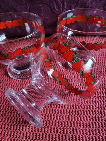 Čaše: Case vintaz za poslastice nove,nemacke. Case za poslastice komada 3 — 9