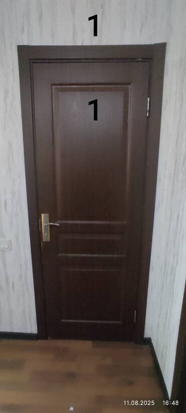 dsp qiymetleri: 2 ədədi 80x205, 4 ədəd 90x205 ölçüdədir. Nöqsanları şəkildə göründüyü