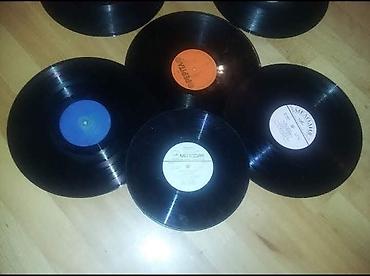 İncəsənət və kolleksiyalar: Vinil val, Pop, 1986 il — 2