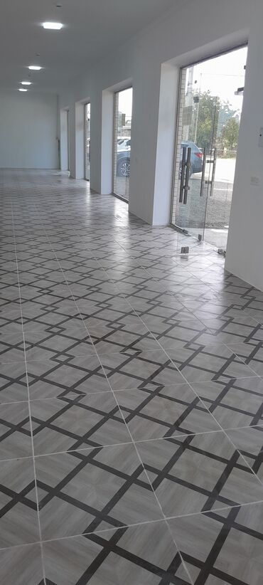 Mağazalar: Salam aleykum xacmaz niyazabad yolu pive zavodun yanı 200 kvadrat tam — 21