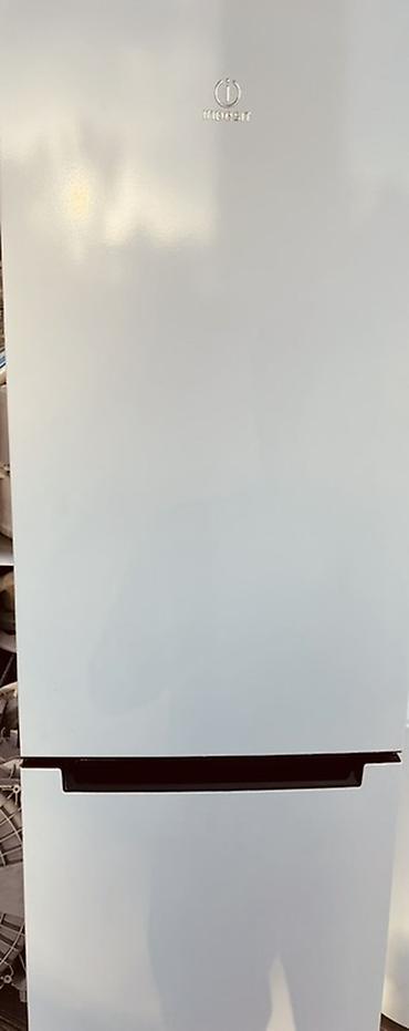 Soyuducular: Indesit iki qapılı soyuducu - Rəng: ağ, minimalist dizayn - Üst — 1
