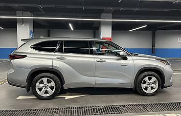 джили авто: Toyota Highlander: 2021 г., 2.5 л, Автомат, Гибрид, Кроссовер — 9