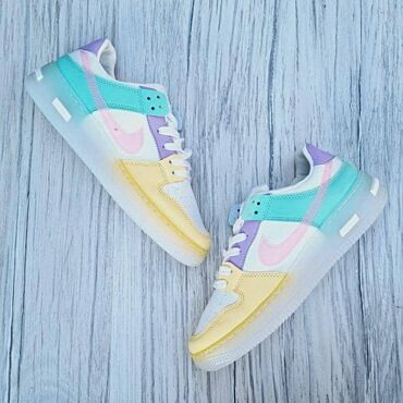 Patike: Nike air force patike

Novo
Brojevi 36 do 41


fb Moja Kupovina 1 — 6