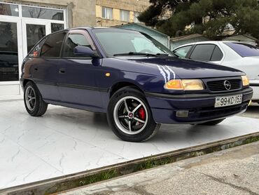 тап аз авто: Opel Astra: 2 л | 1996 г. 339000 км Хэтчбэк