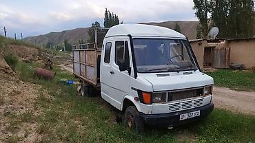 света диоты: Mercedes-Benz : 1995 г., 2.9 л, Механика, Дизель, Фургон — 1