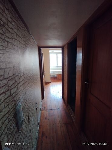 Yeni tikili: Kirayə verilən bu mənzil yaşayış üçün uyğun geniş otaqlar təklif edir — 15