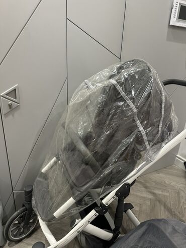 Araba-beşiklər: Çıxarıla bilən beşikli araba, Anex, İşlənmiş, Cins: Oğlan, Yaş: 30 ay, Ünvandan götürmə -da lalafo.az — 11 Araba-beşiklər: Çıxarıla bilən beşikli araba, Anex, İşlənmiş, Cins: Oğlan, Yaş: 30 ay, Ünvandan götürmə — 11