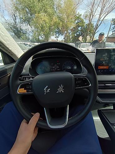 Hafei: Hongqi H5 — Китай унаалардын арасынан эн эле мыктысы. Запас хода — 5