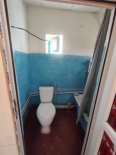 Продажа коттеджей и домов: Продаётся жилой дом в Сокулуке сучастком участком 4 соток. - — 11