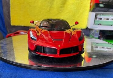 Avtomobil modelləri: Коллекционная модель Ferrari LaFerrari rosso red 2013 Hot Wheels — 13