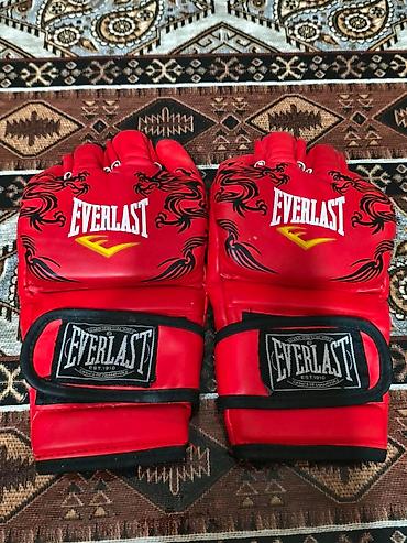 Digər idman və istirahət malları: 🥊 **MMA Əlcəkləri — Peşəkar və Həvəskarlar üçün!** 🥊 🔥 Əlcəklər cəmi — 1