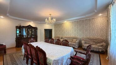 Продажа домов: Дом, 303 м², 8 комнат