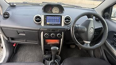 титановый: Toyota Ist: 2002 г., 1.5 л, Автомат, Бензин, Хэтчбэк — 5