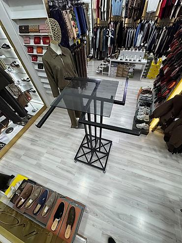 paltolar ve kurtkalar model: Qadın geyim və aksesuar butik kolleksiyası - Geyim: klassik və — 6