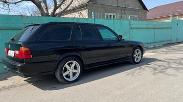 ауди а6 с: BMW 5 series: 1992 г., 2.5 л, Механика, Бензин, Универсал