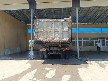 авто кран: Самосвал HOWO Sinotruk 6x4 - Колесная формула: 6x4 - Кабина — 9