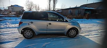 Toyota: Toyota ist: 2003 г., 1.5 л, Автомат, Бензин, Хэтчбэк — 6