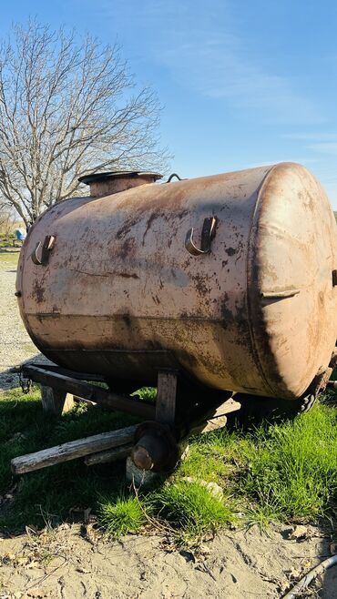 su çənləri satışı: Bak, Metal, 2000 l l, İşlənmiş