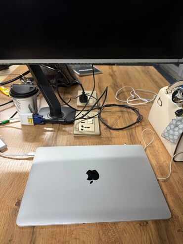 ноудбук ош: Ноутбук, Apple, 8 ГБ ОЗУ, Apple M1, 13.3 ", Б/у, Для работы, учебы at lalafo.kg ноудбук ош: Ноутбук, Apple, 8 ГБ ОЗУ, Apple M1, 13.3 ", Б/у, Для работы, учебы