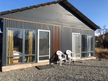 Посуточная аренда домов: 28 м², 4 комнаты, Балкон застеклен, Бронированные двери, Видеонаблюдение — 14