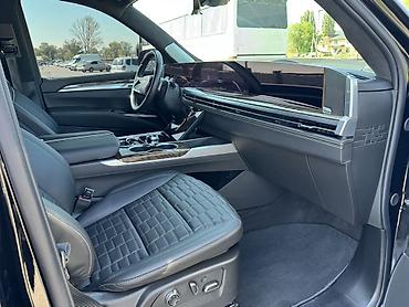 Cadillac: Cadillac Escalade: 2025 г., 6.2 л, Автомат, Бензин, Внедорожник — 7
