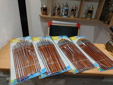 Ostali predmeti za umetnost i kolekcionarstvo: Cetkice, 4 razlicita Pakovanja po 13 cetkica,novo — 9