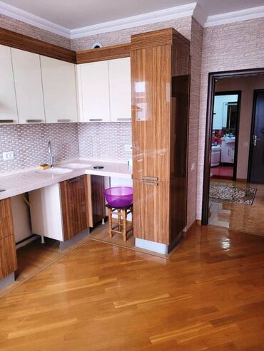 Yeni tikili: 2 otaqlı, Yeni tikili, 94 kv. m — 4