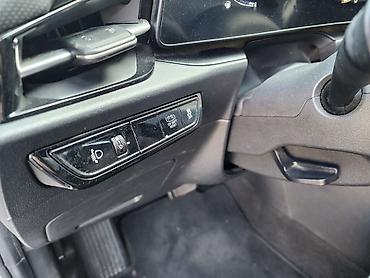 Kia: Kia Niro: 2021 г., Гибрид, Кроссовер — 19