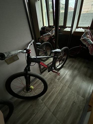yük velosiped: BMX üslubunda dağ/şəhər velosipedi - Rəng: qara gövdə, qırmızı “BMX” — 2